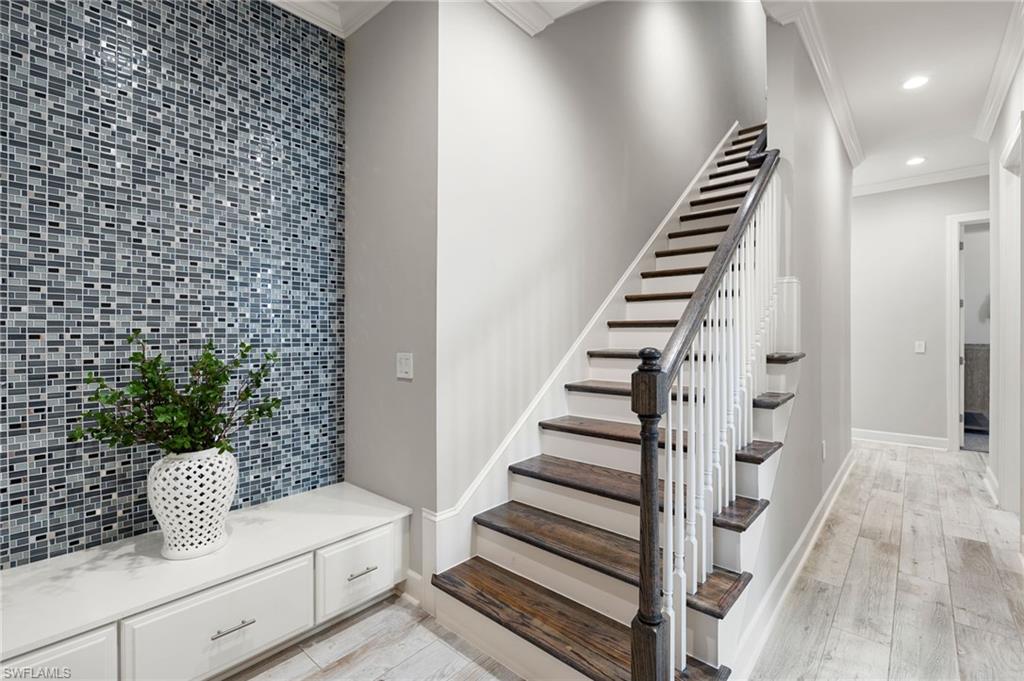 OYSTER HARBOR - Residential