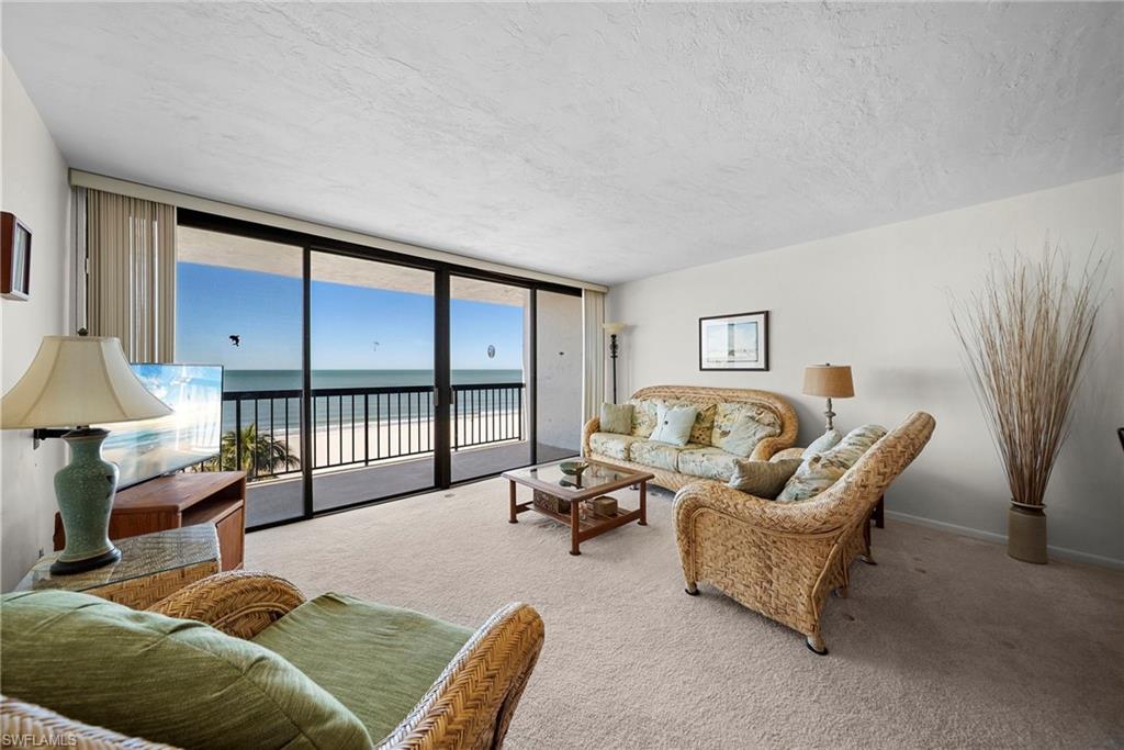 AMBASSADOR CONDO - Residential