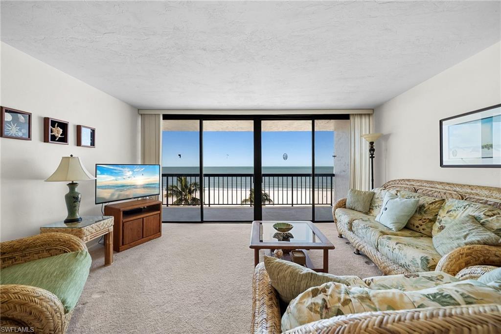 AMBASSADOR CONDO - Residential