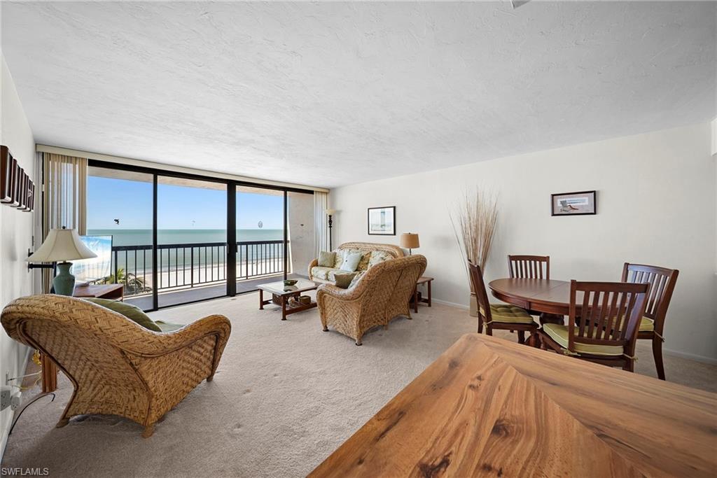 AMBASSADOR CONDO - Residential