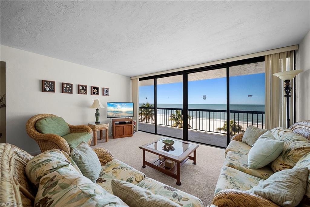 AMBASSADOR CONDO - Residential