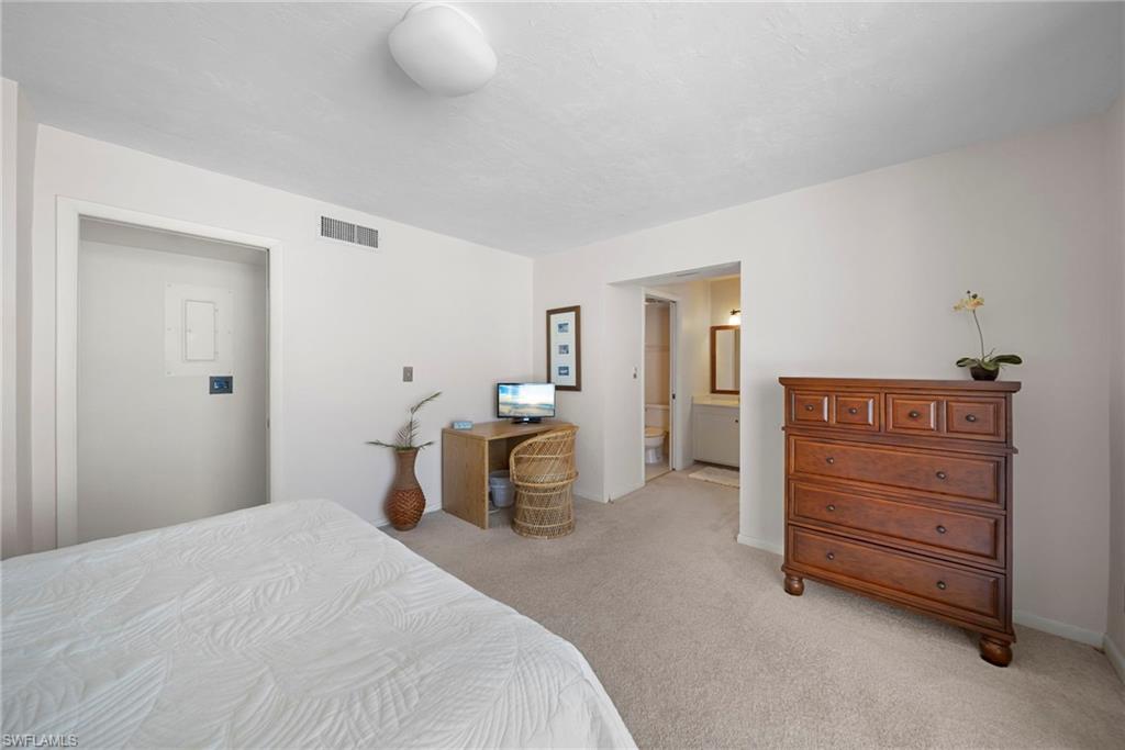 AMBASSADOR CONDO - Residential