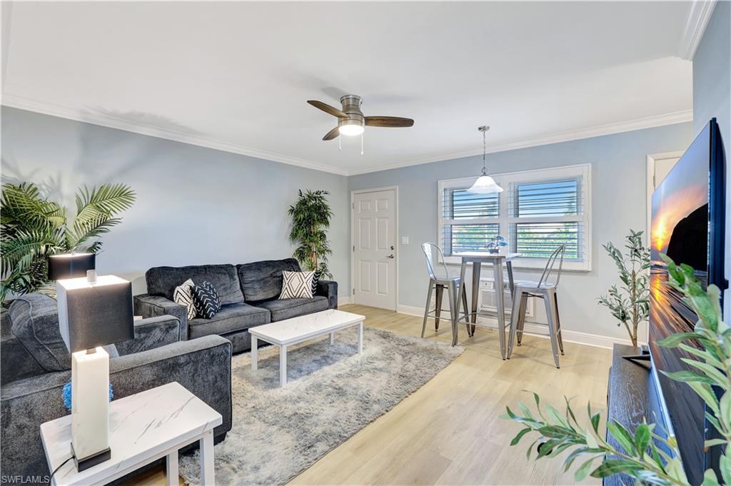 SOUTHWINDS APTS OF MARCO ISLAND - Residential