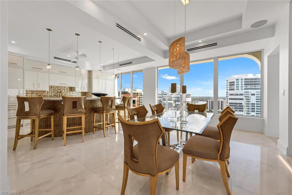 PARK PLAZA - Residential