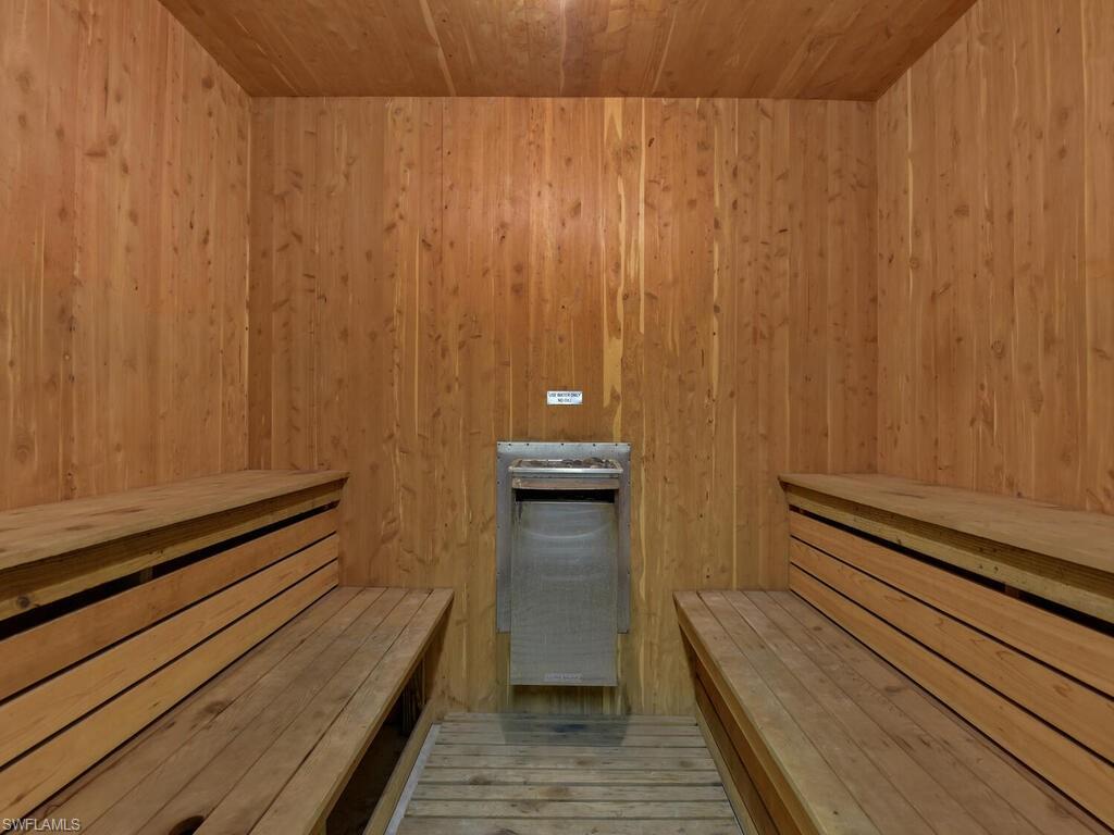 CALOOSA BAYVIEW - Residential