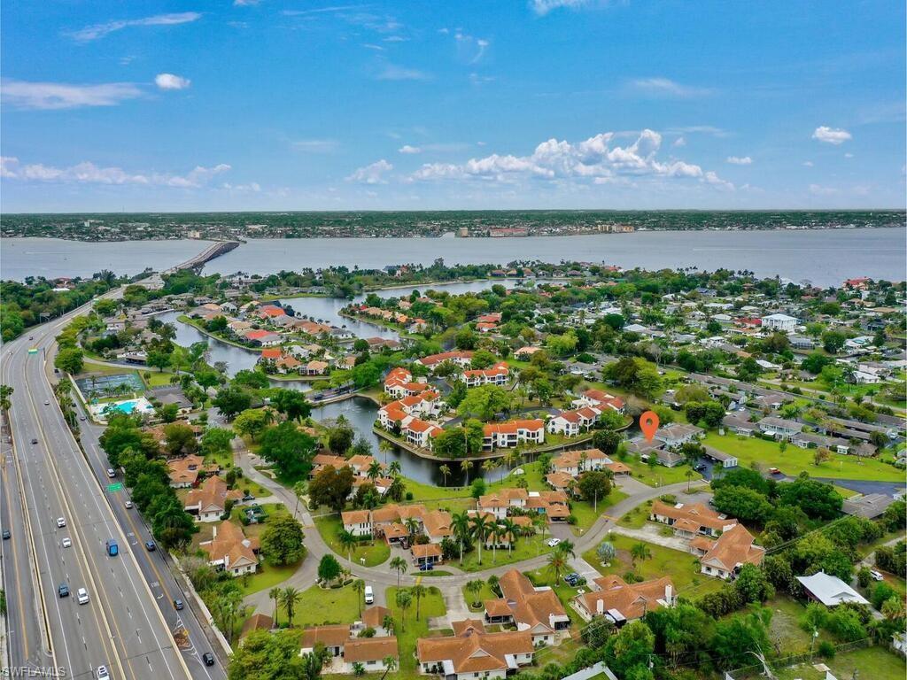 CALOOSA BAYVIEW - Residential