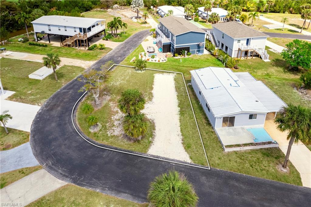 MCGREGOR MOBILE MANOR - Land