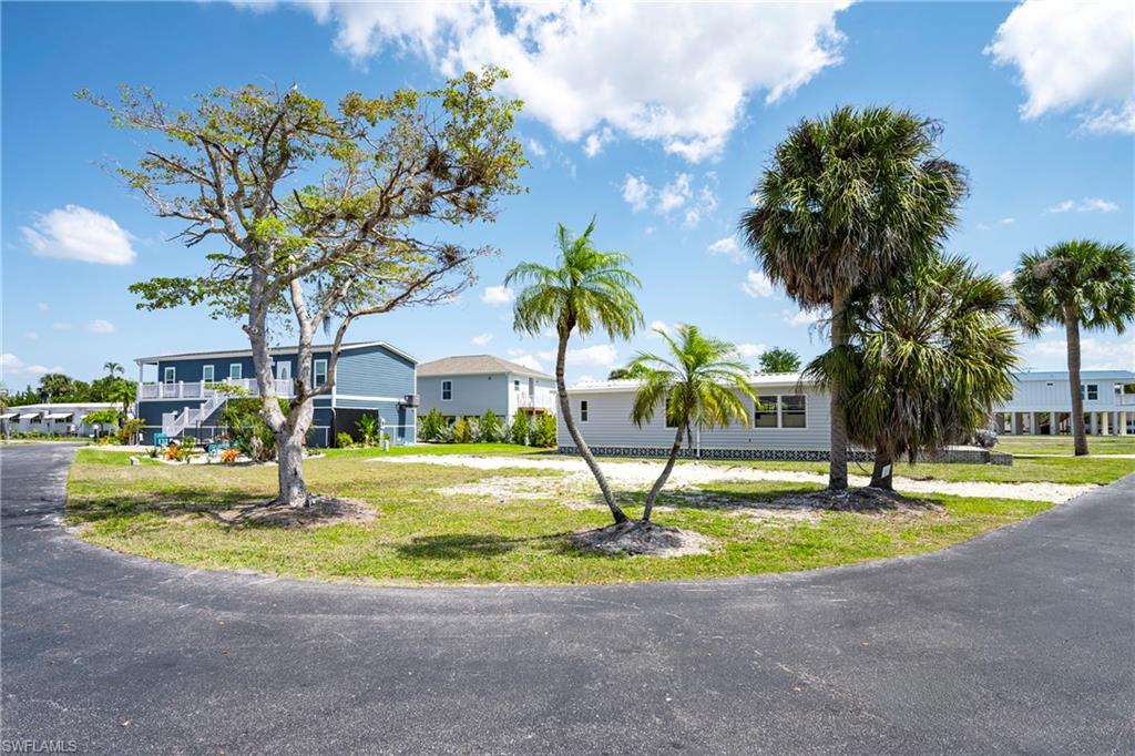 MCGREGOR MOBILE MANOR - Land