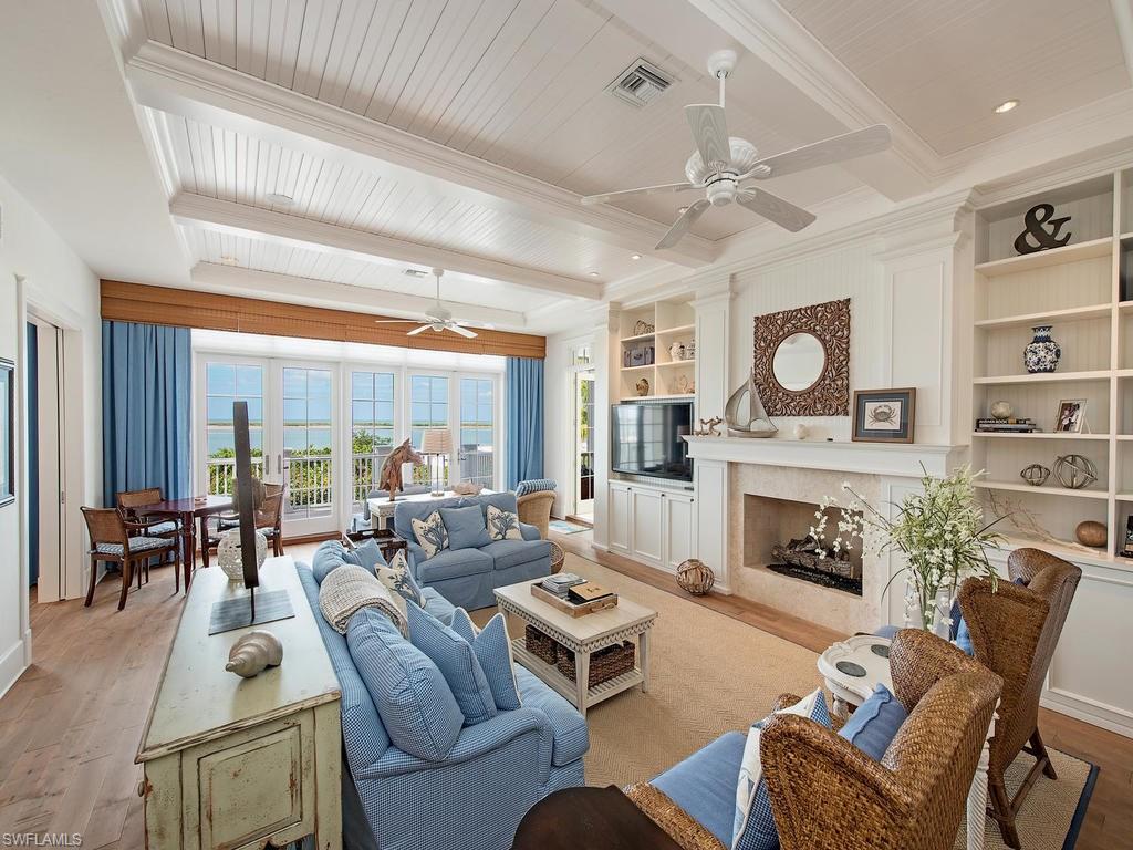 HIDEAWAY BEACH - Residential