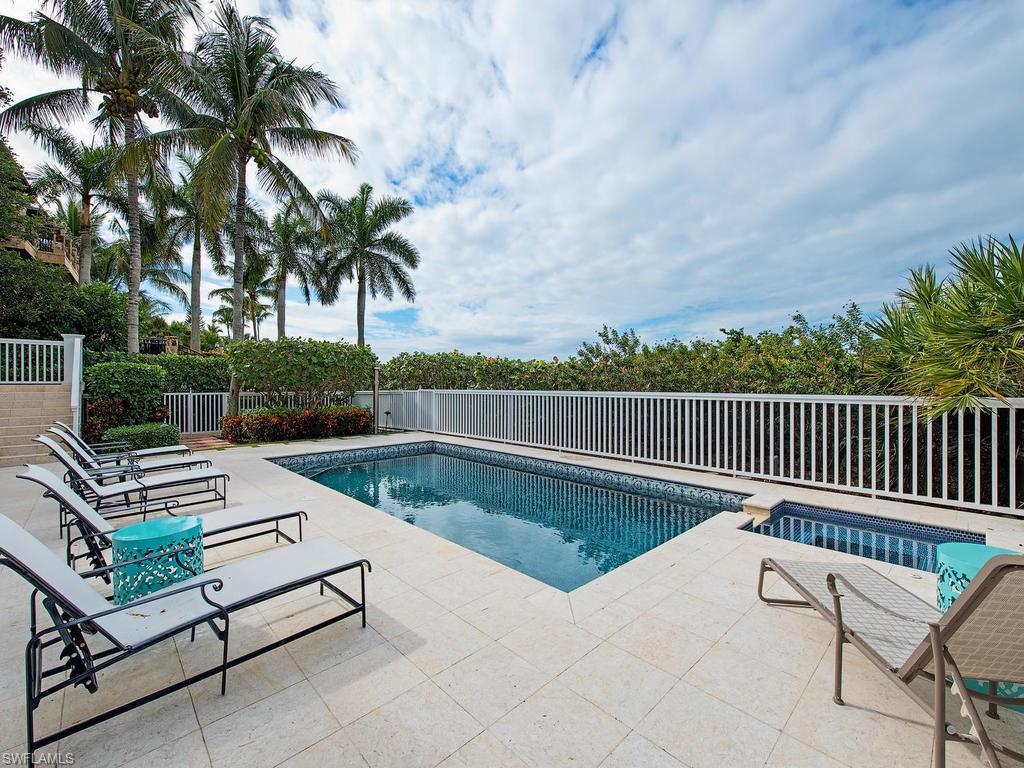 HIDEAWAY BEACH - Residential