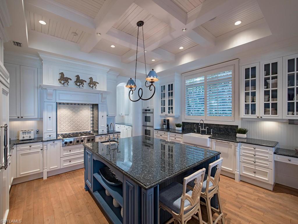 HIDEAWAY BEACH - Residential