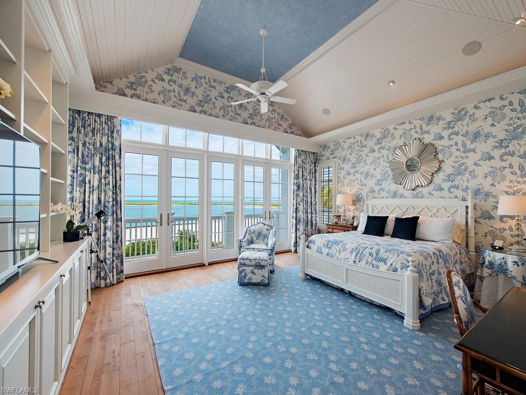 HIDEAWAY BEACH - Residential