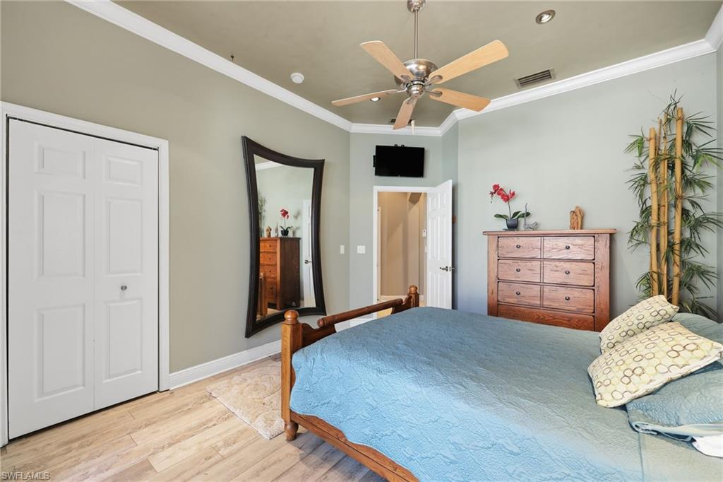 BELL TOWER PARK - Residential