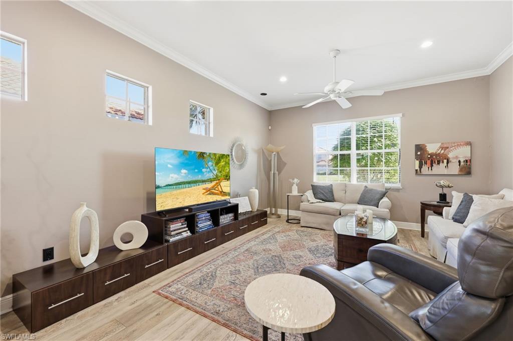 BELL TOWER PARK - Residential