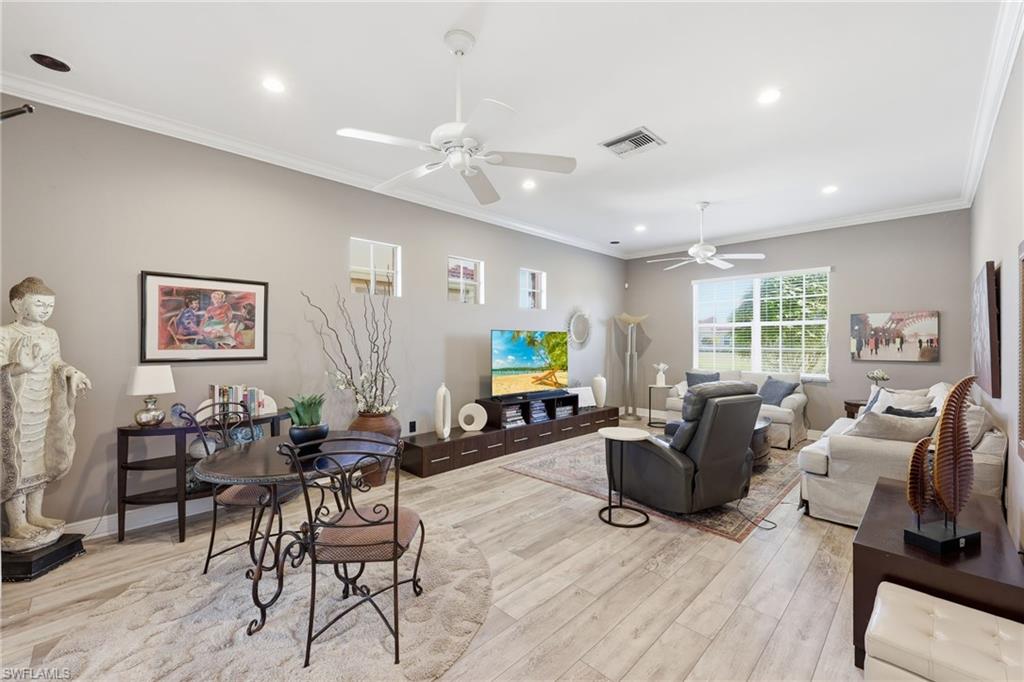 BELL TOWER PARK - Residential