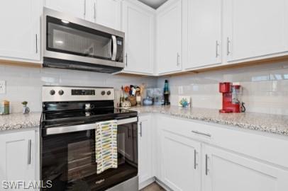 BAYSHORE COMMONS - Residential Lease