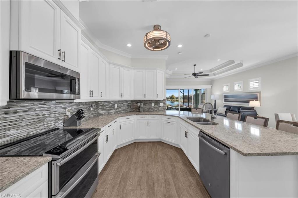 ISLES OF COLLIER PRESERVE - Residential