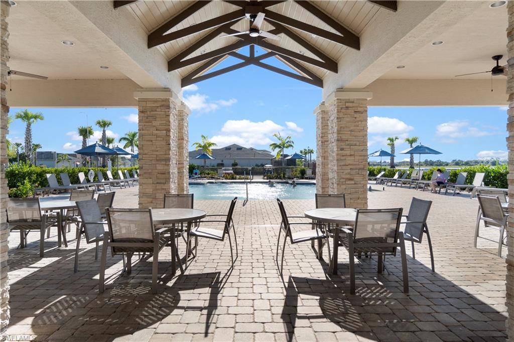 EDGEWATER - Residential