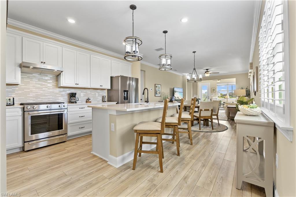 EDGEWATER - Residential