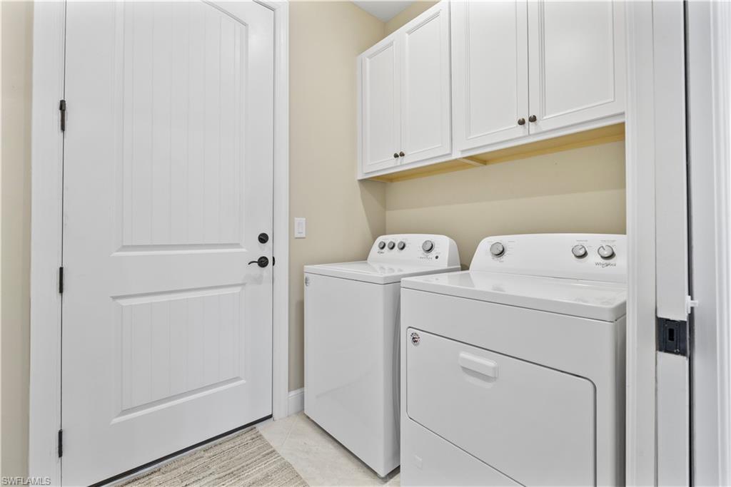 EDGEWATER - Residential