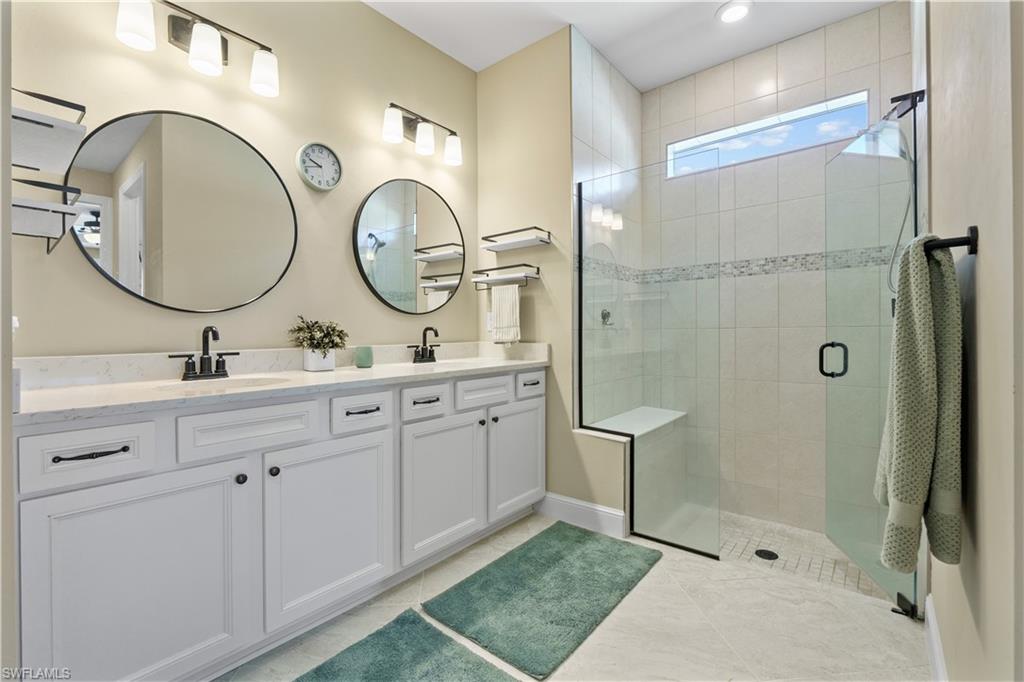 EDGEWATER - Residential