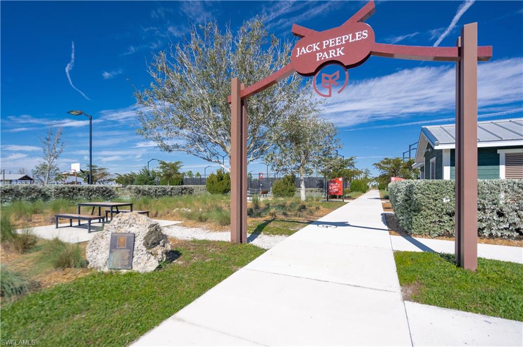 EDGEWATER - Residential