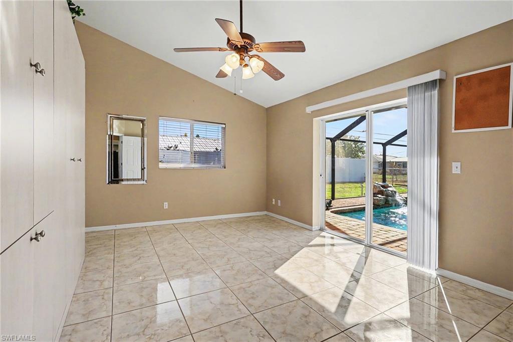 CAPE CORAL - Residential