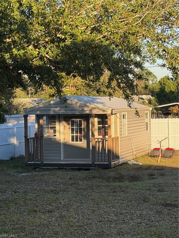 LEHIGH ACRES - Residential