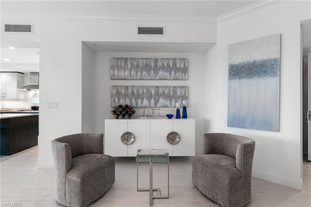 4800 Pelican Colony BLVD 303