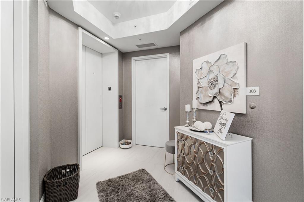 4800 Pelican Colony BLVD 303