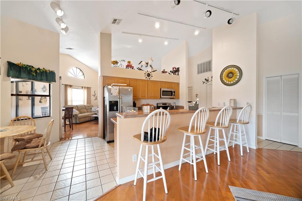 COUNTRYSIDE - Residential