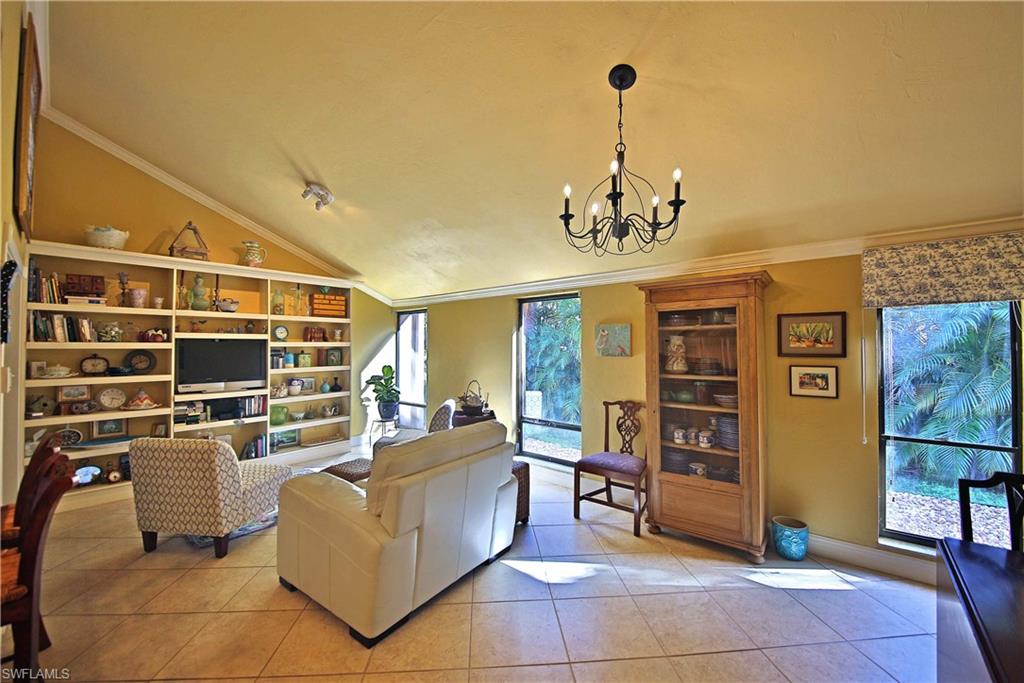 LONGBOAT VILLAGE - Residential