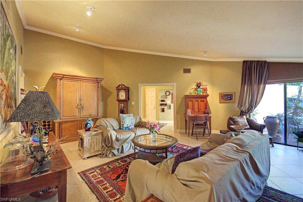 LONGBOAT VILLAGE - Residential