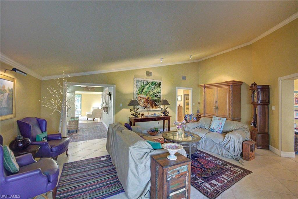 LONGBOAT VILLAGE - Residential