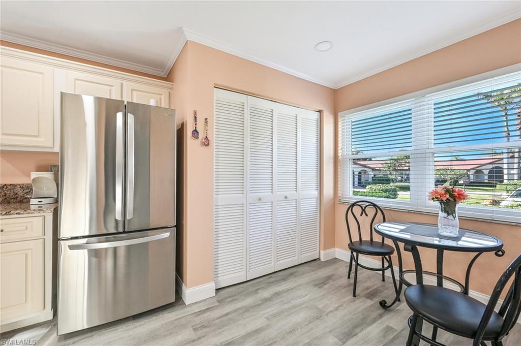 FOREST LAKES - Residential