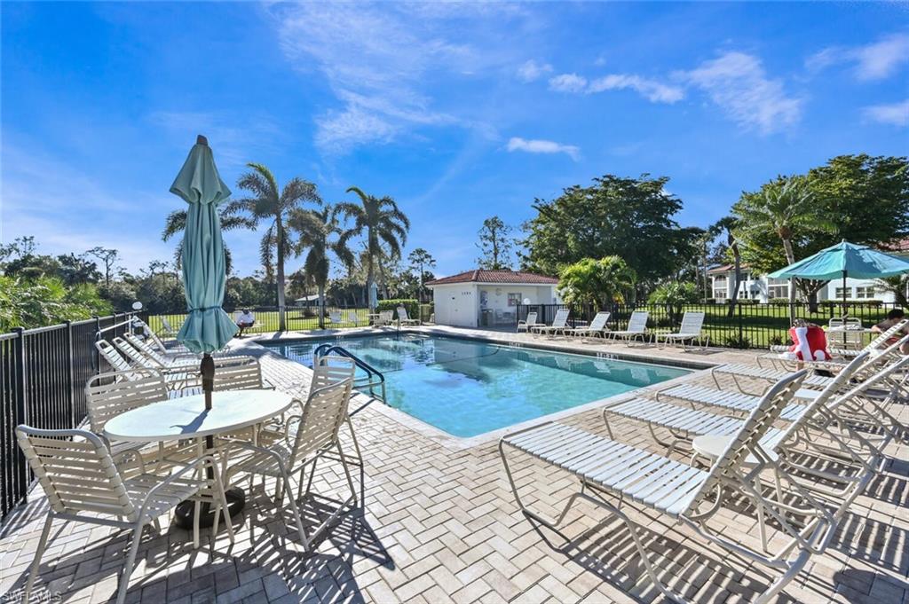 FOREST LAKES - Residential