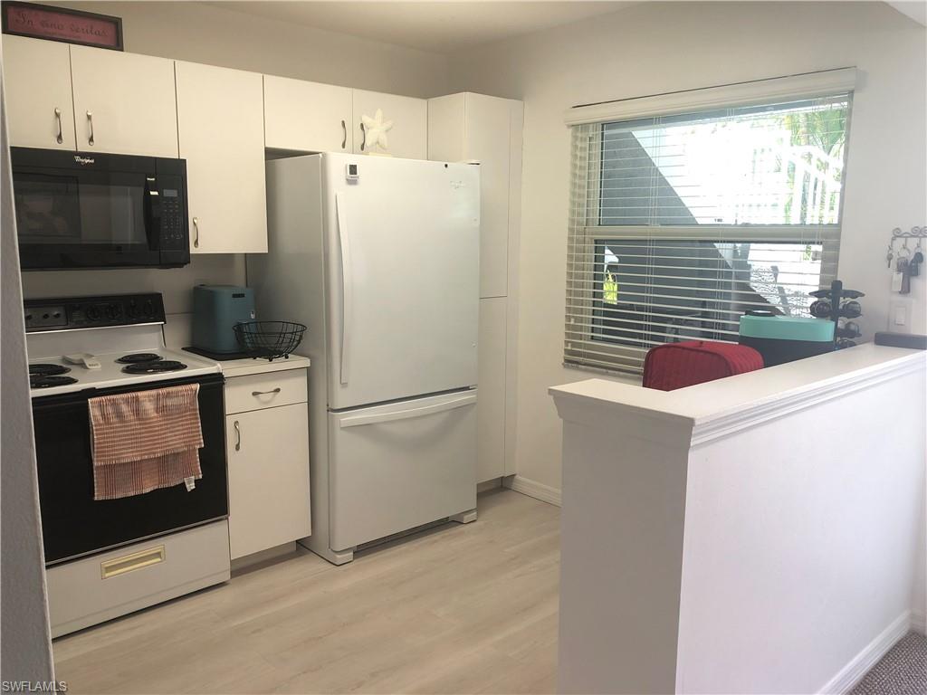 SUMMERLIN TRACE CONDO - Residential