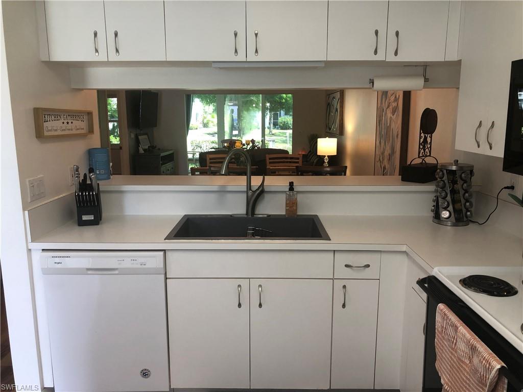 SUMMERLIN TRACE CONDO - Residential