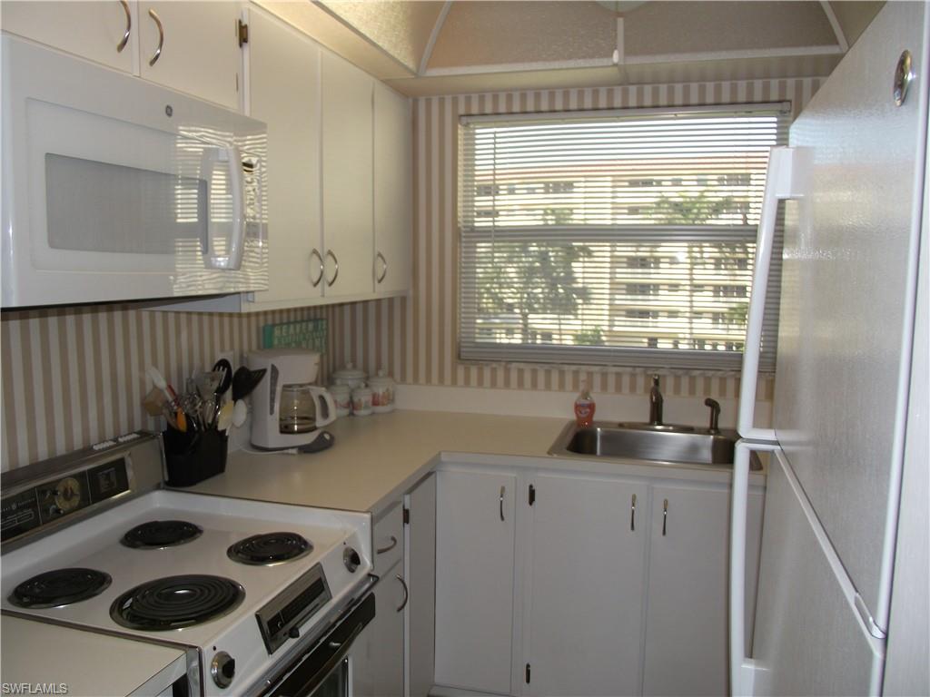 BONITA BEACH CLUB - Residential