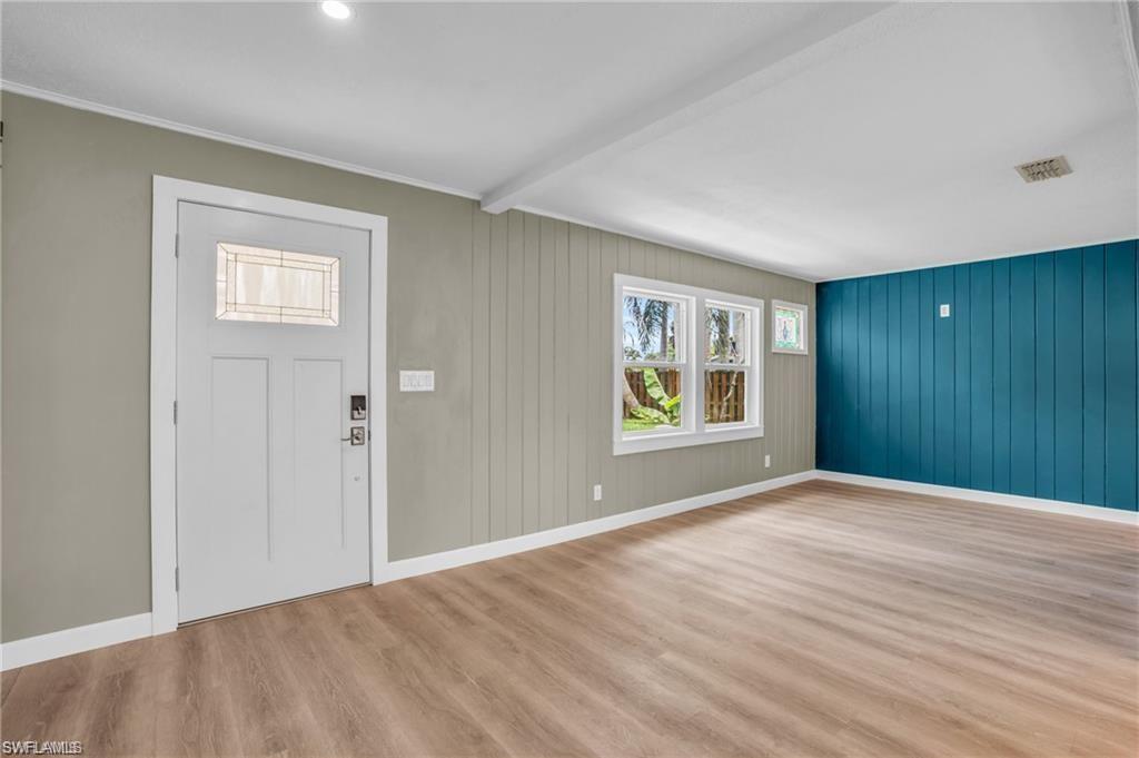 RIVERS EDGE - Residential