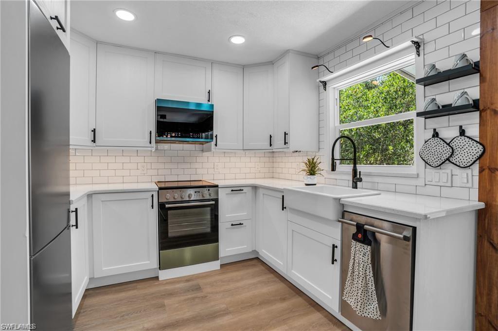 RIVERS EDGE - Residential