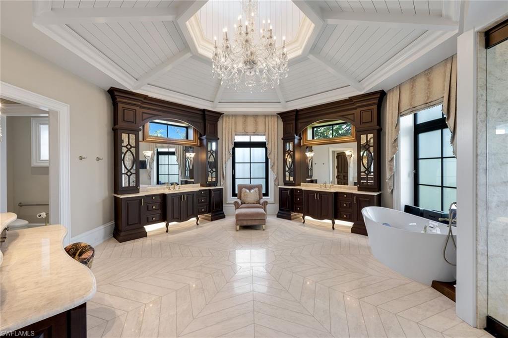 METES AND BOUNDS - Residential