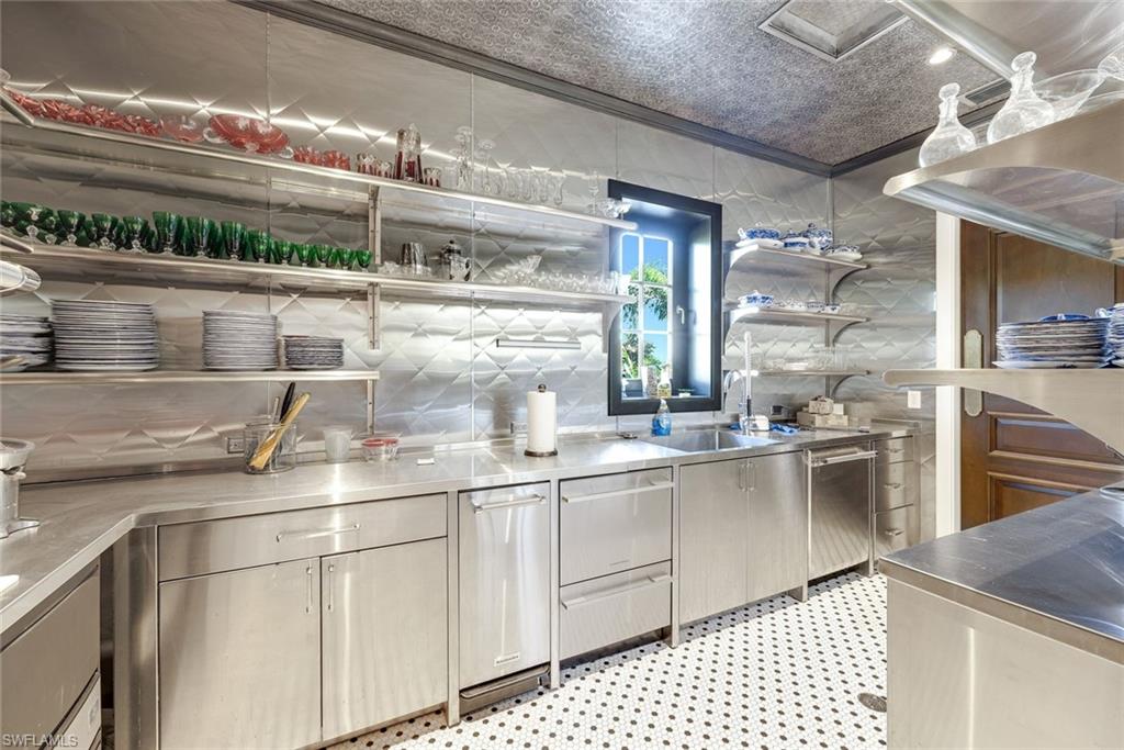 METES AND BOUNDS - Residential