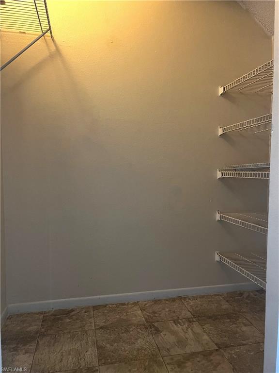 GRANADA LAKES - Residential Lease