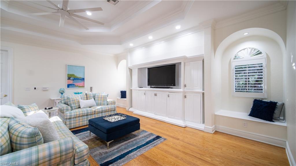 OLDE NAPLES - Residential