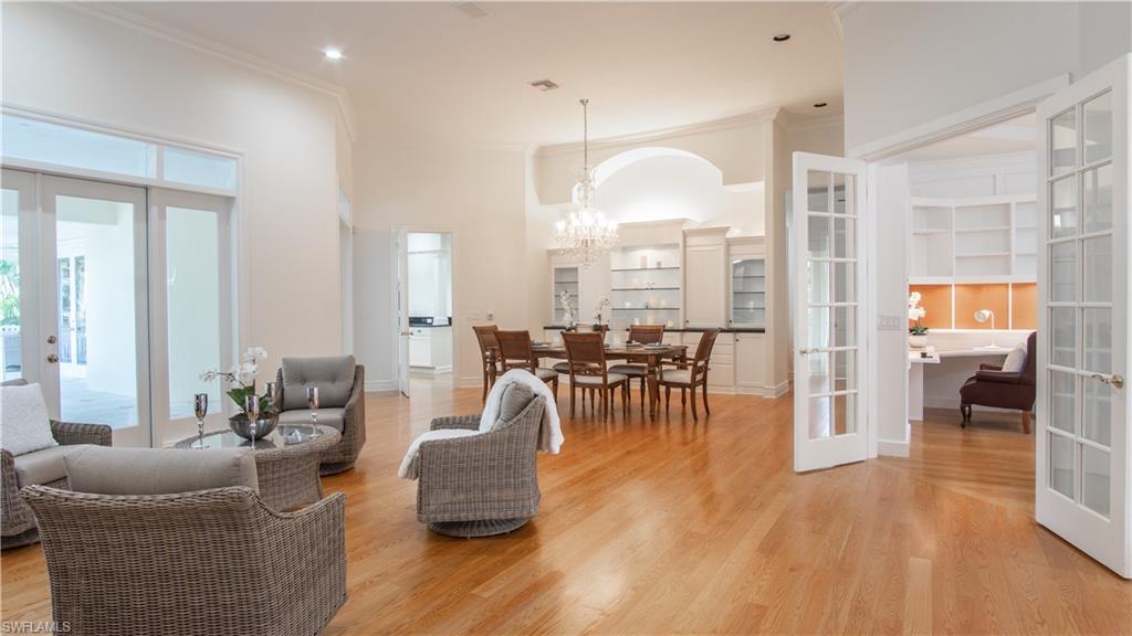 OLDE NAPLES - Residential