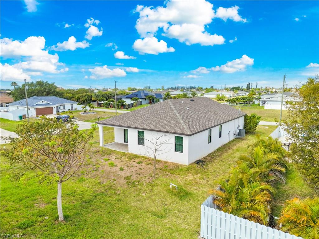 CAPE CORAL - Residential