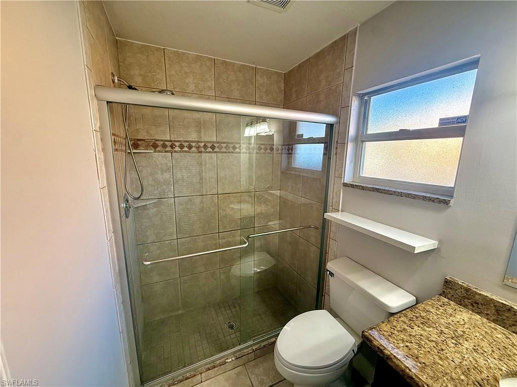 SANDY HOLLOW - Residential