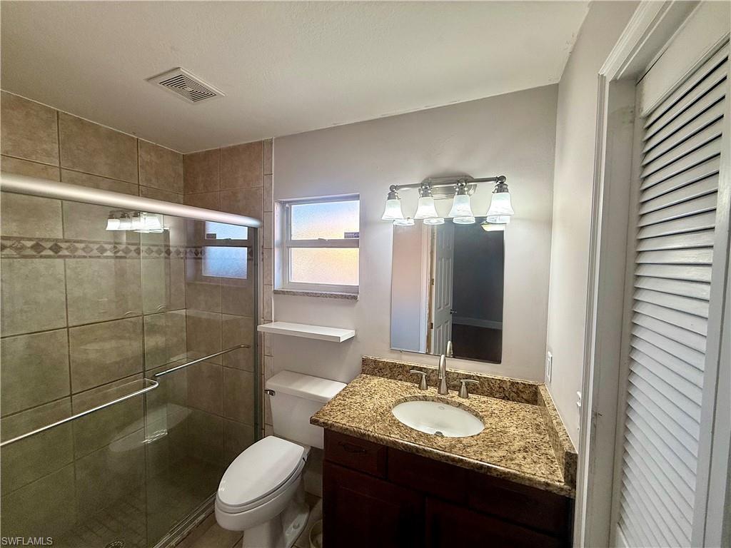 SANDY HOLLOW - Residential