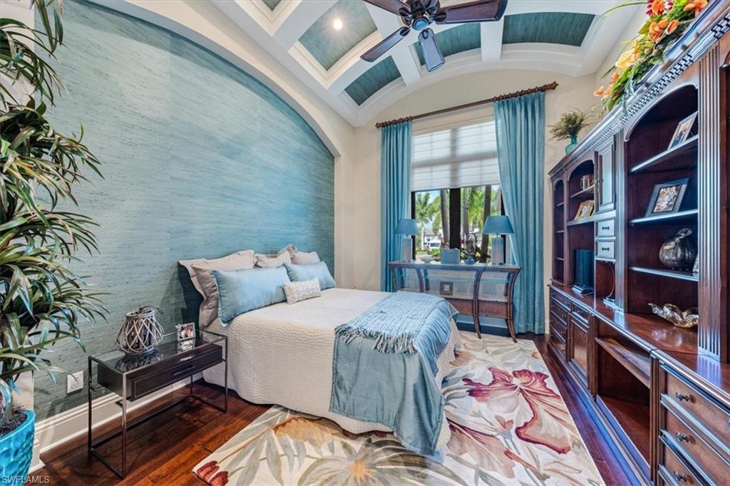 QUAIL WEST - Residential